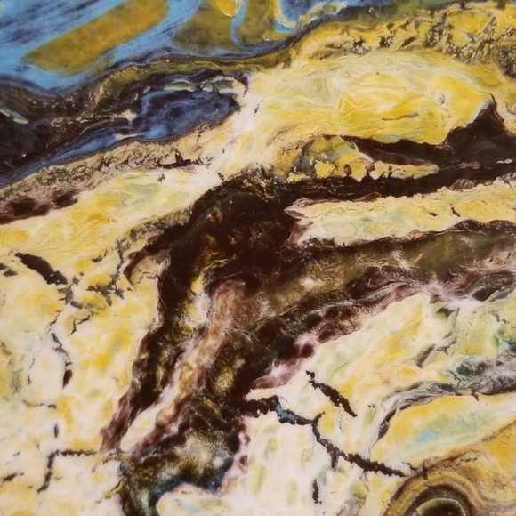 10"x10" Handmade paint pour - Picture 4 of 7